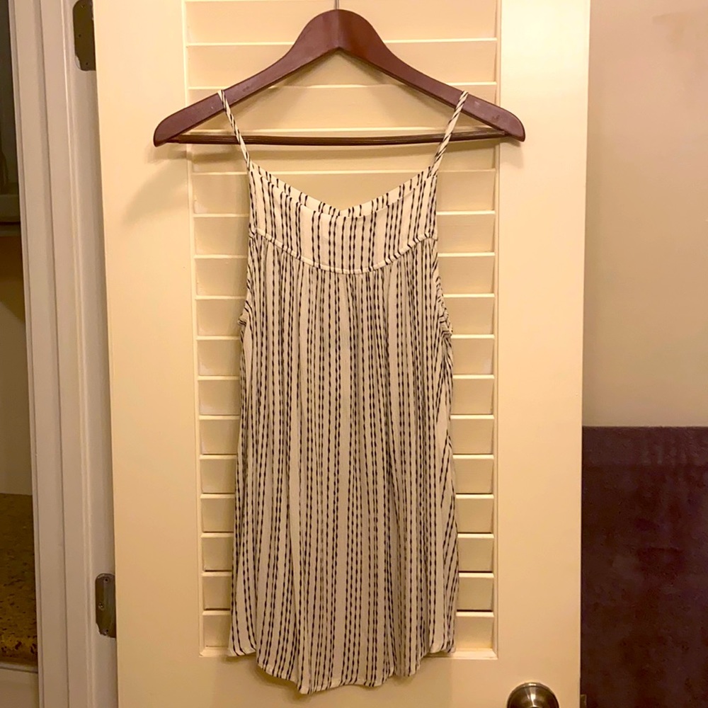 Mahina Ivory/black tunic top